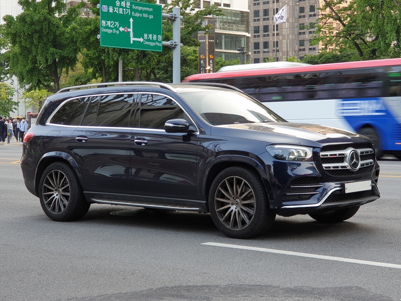 Mercedes-Benz_X167_GLS_580_4Matic_Cavansite_Blue_(1).jpg Mercedes-Benz_X167_GLS_580_4Matic_Cavansite_Blue_(1).jpg