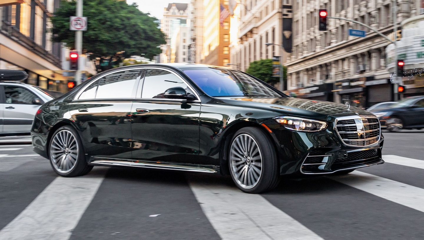 2022-mercedes-benz-s500-4matic.jpg
