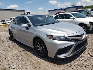 TOYOTA CAMRY SE 2021