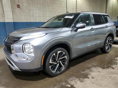 MITSUBISHI OUTLANDER SE 2022
