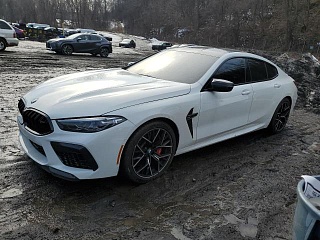 BMW M8 2022