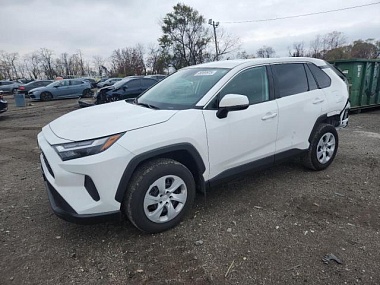 TOYOTA RAV4 LE 2024