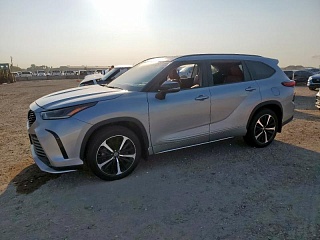 TOYOTA HIGHLANDER XSE 2022