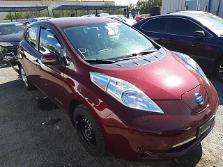 NISSAN LEAF S 2017