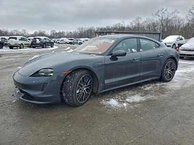 PORSCHE TAYCAN TURBO 2019