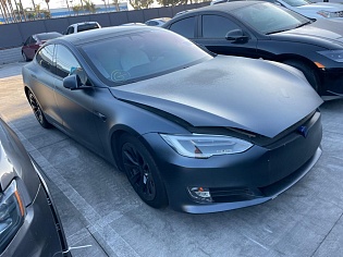 2018 Tesla Model S Минимум повреждений