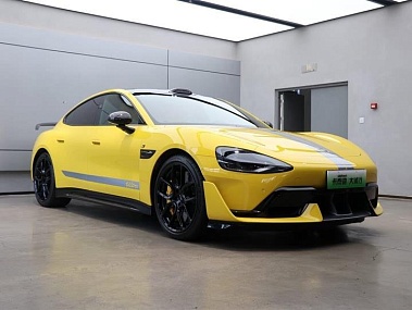 Xiaomi SU7 Ultra 2025