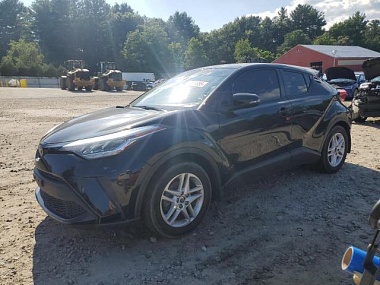 TOYOTA C-HR XLE 2021