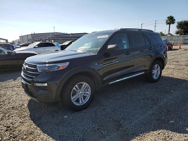FORD EXPLORER XLT 2023