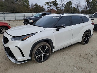 TOYOTA HIGHLANDER XSE 2021