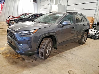 TOYOTA RAV4 XLE 2025