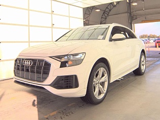 AUDI Q8 2022
