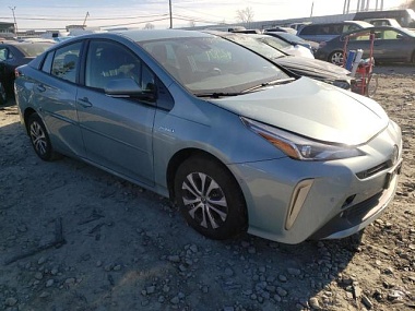 TOYOTA PRIUS LE 2020
