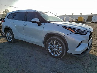 TOYOTA HIGHLANDER LIMITED 2022