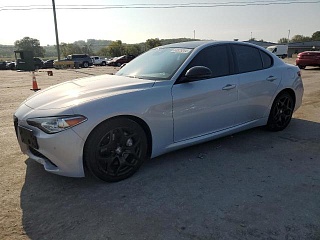 ALFA ROMEO GIULIA SPORT 2021