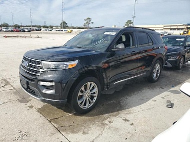 FORD EXPLORER XLT 2021