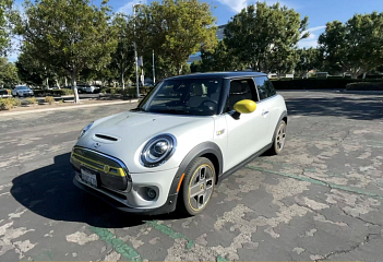 MINI Hardtop 2 Door Cooper SE 2020