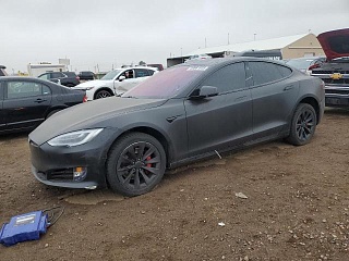 TESLA MODEL S 2020