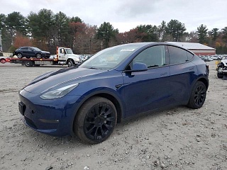 TESLA MODEL Y 2024